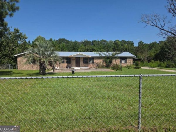 3038 Armor Road, Patterson, GA 31557