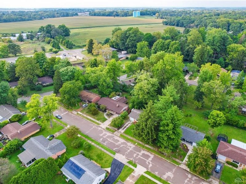 135 Lisa Lane, Yellow Springs, OH 45387 Photo 33