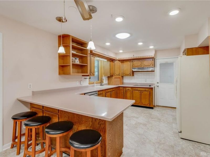 135 Lisa Lane, Yellow Springs, OH 45387 Photo 6