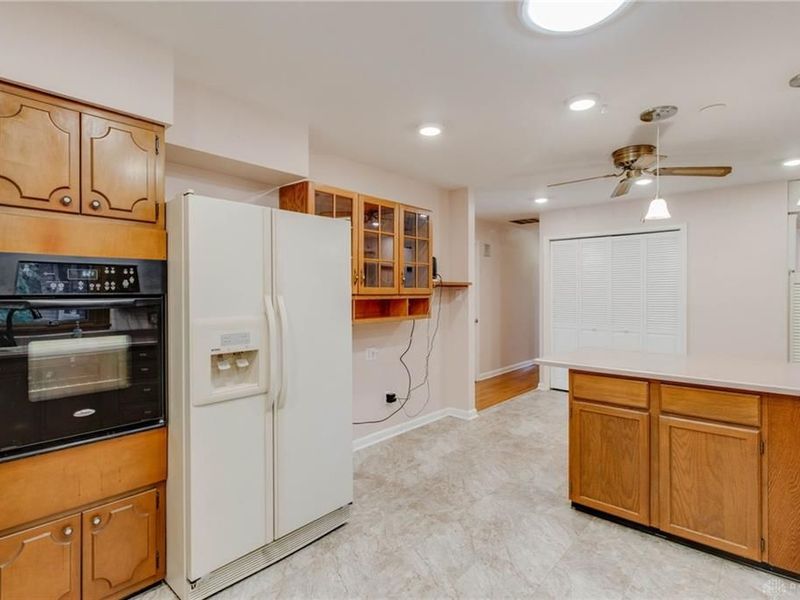 135 Lisa Lane, Yellow Springs, OH 45387 Photo 8