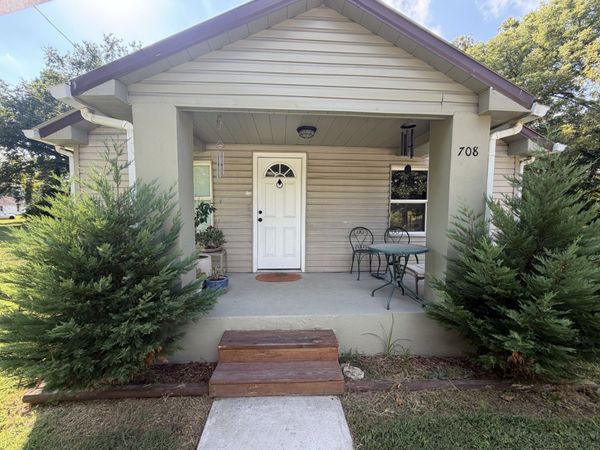 708 Gray St, Mount Pleasant, TN 38474