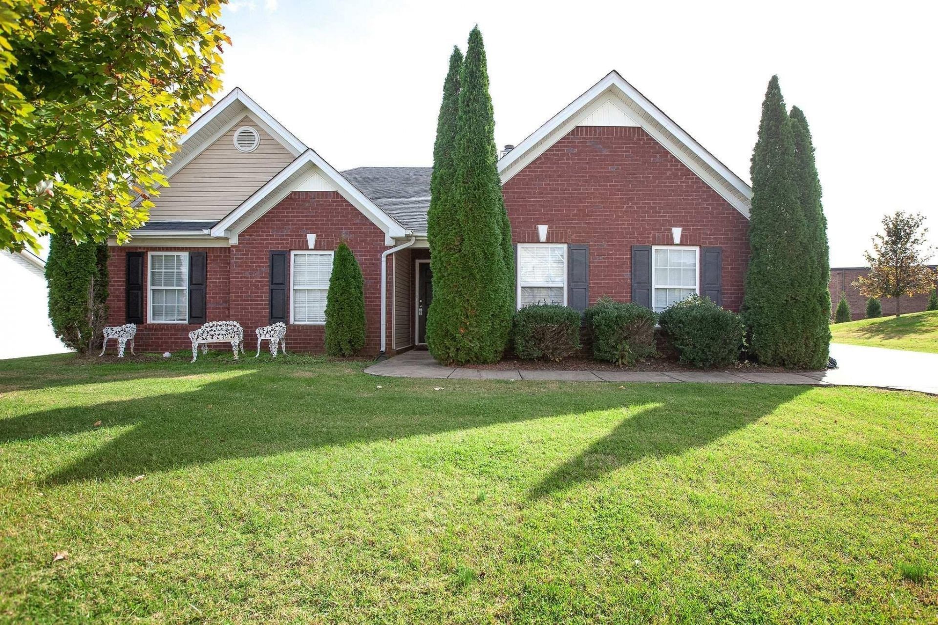 3004 Ping Court Spring Hill, TN 37174