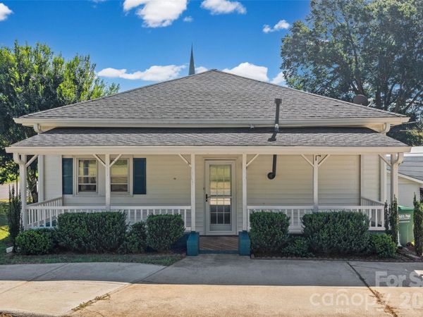 103 6th Street, Cramerton, NC 28032