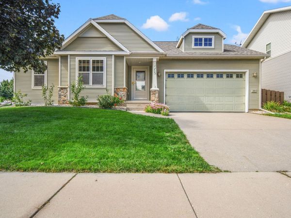 250 Wind Stone Drive, Madison, WI 53718