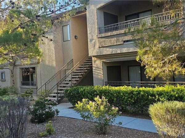 8250 N GRAND CANYON Drive , Unit 1014, Las Vegas, NV 89166