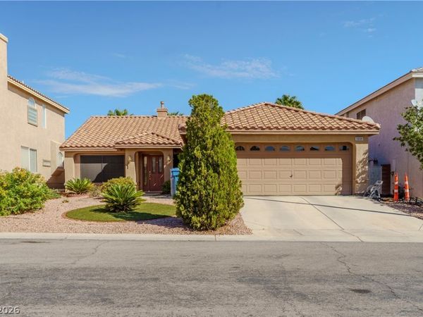 6668 Ironbound Bay Avenue, Las Vegas, NV 89139