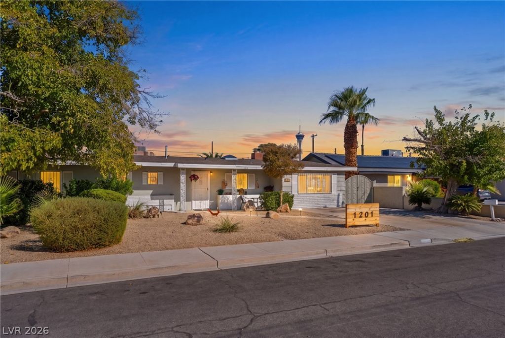 1201 Westlund Drive, Las Vegas, NV 89102 Main Photo
