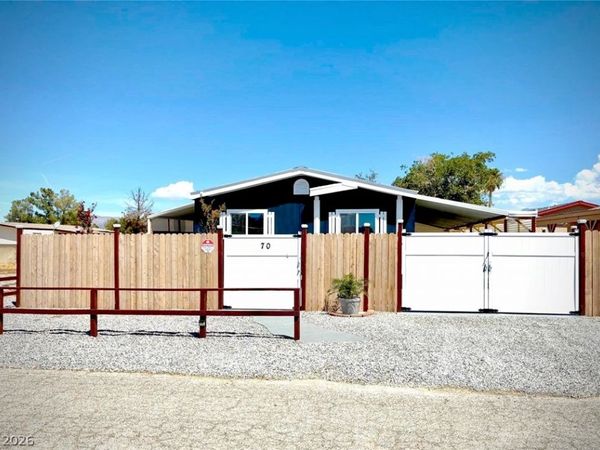 70 Steptoe Street, Pahrump, NV 89048