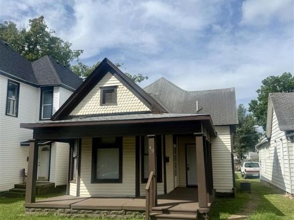 49 S 18th Street, Terre Haute, IN 47807