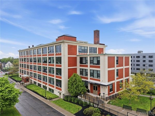 2917 Main St, Buffalo, NY 14214