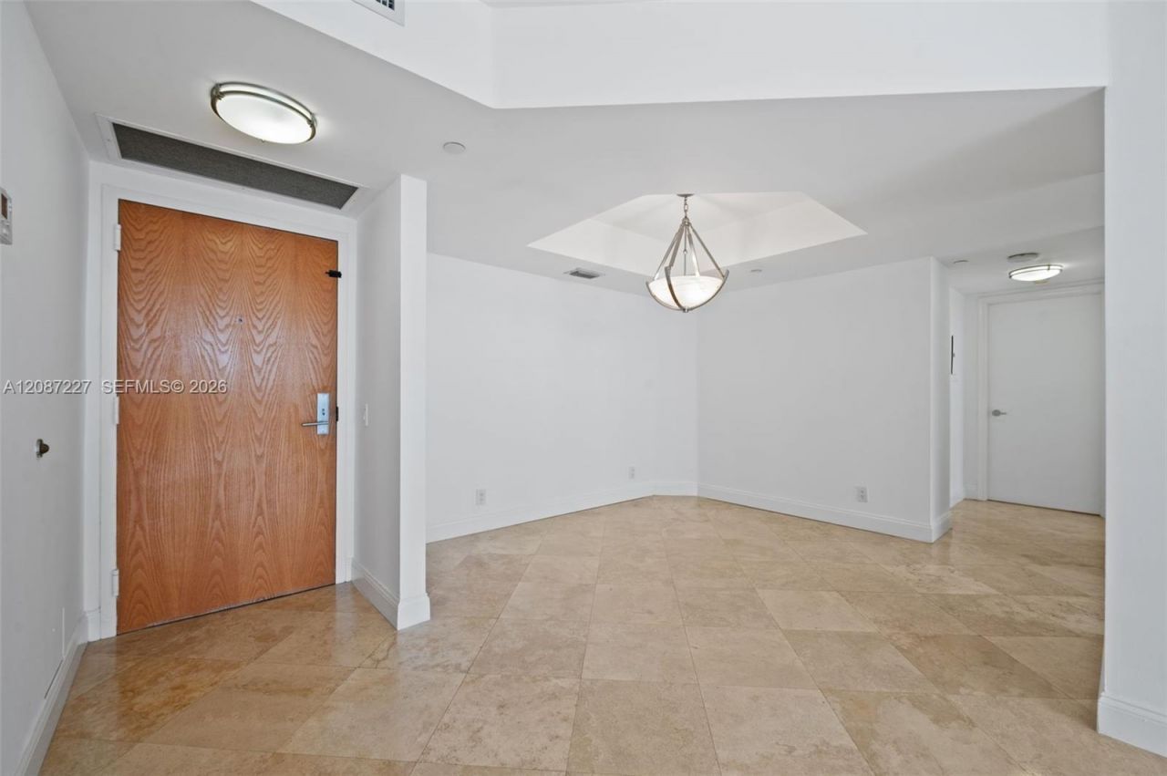 3640 Yacht Club Drive, Unit 1807, Aventura, FL 33180 Photo