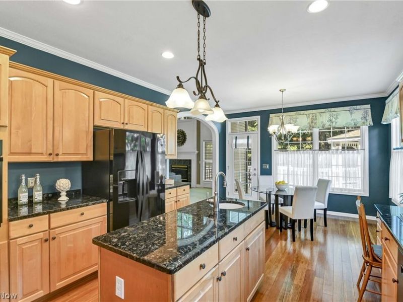 32249 Hawthorne Court, Avon Lake, OH 44012 Photo 18