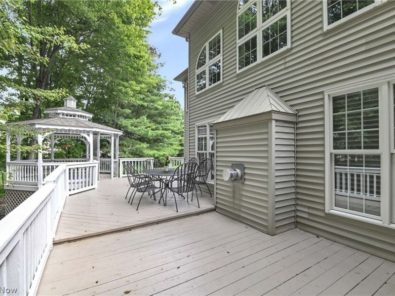 32249 Hawthorne Court, Avon Lake, OH 44012 Photo 39