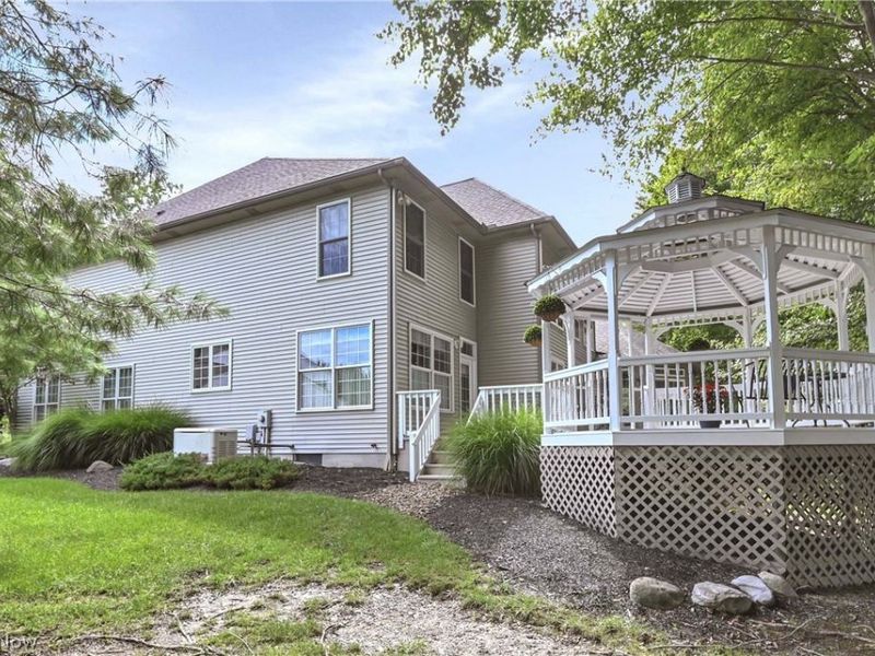 32249 Hawthorne Court, Avon Lake, OH 44012 Photo 42