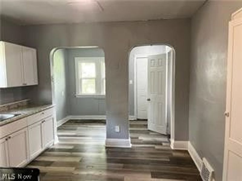 681 Moreley Avenue, Akron, OH 44320 Photo 5