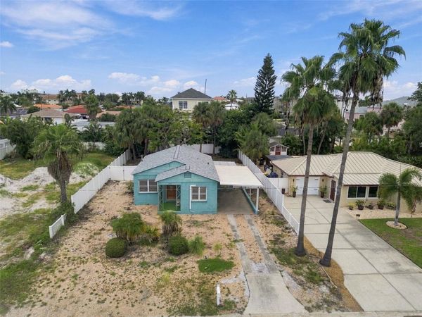 266 44TH AVENUE, ST PETE BEACH, FL 33706