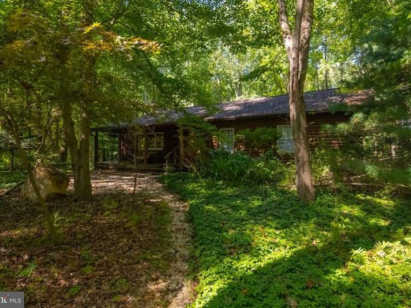 2436 LINDA LANE, JARRETTSVILLE, MD 21084