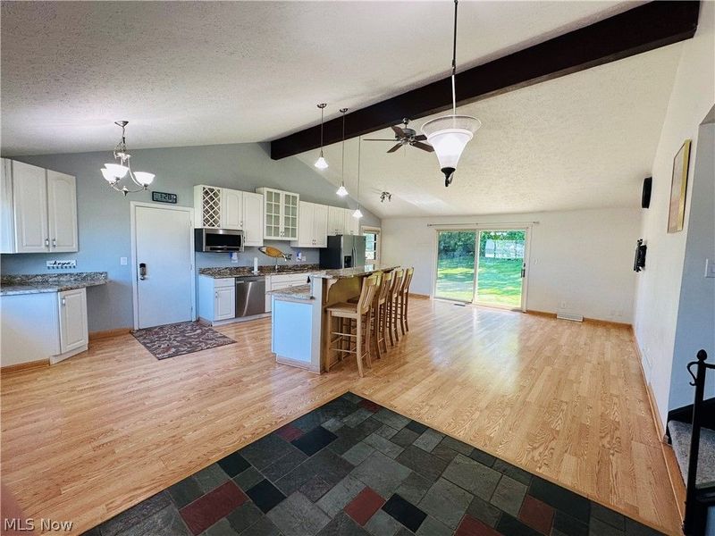 1869 Empire Road, Wickliffe, OH 44092 Photo 2