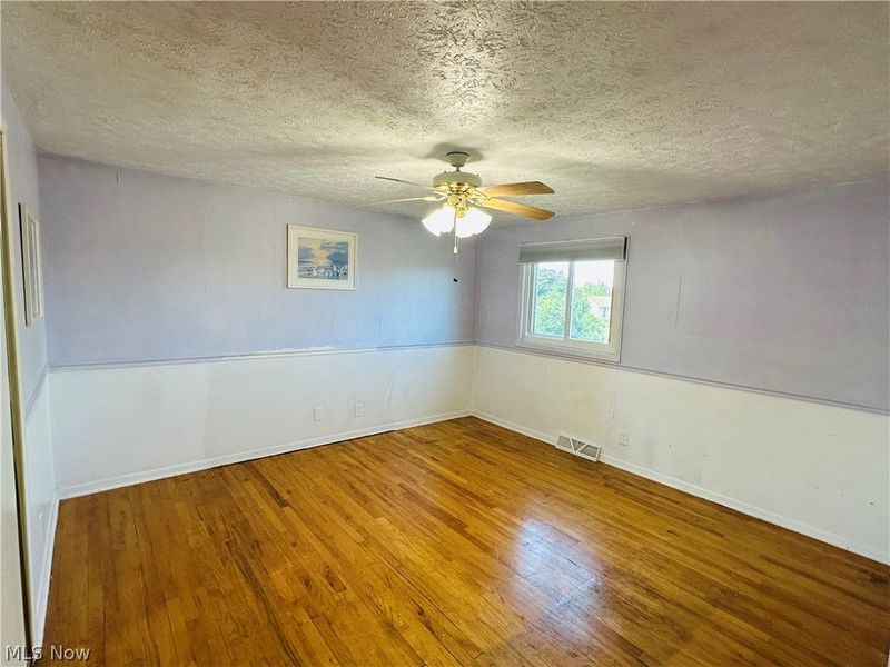 1869 Empire Road, Wickliffe, OH 44092 Photo 7