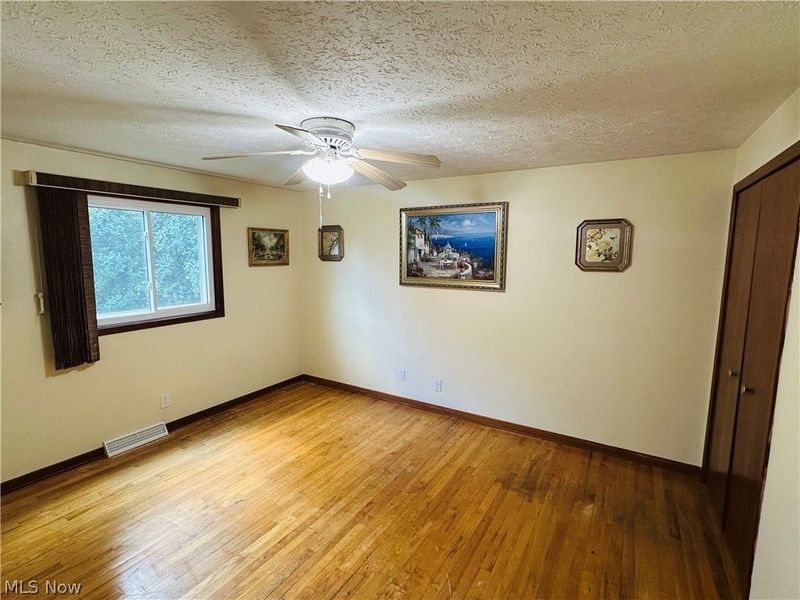 1869 Empire Road, Wickliffe, OH 44092 Photo 8