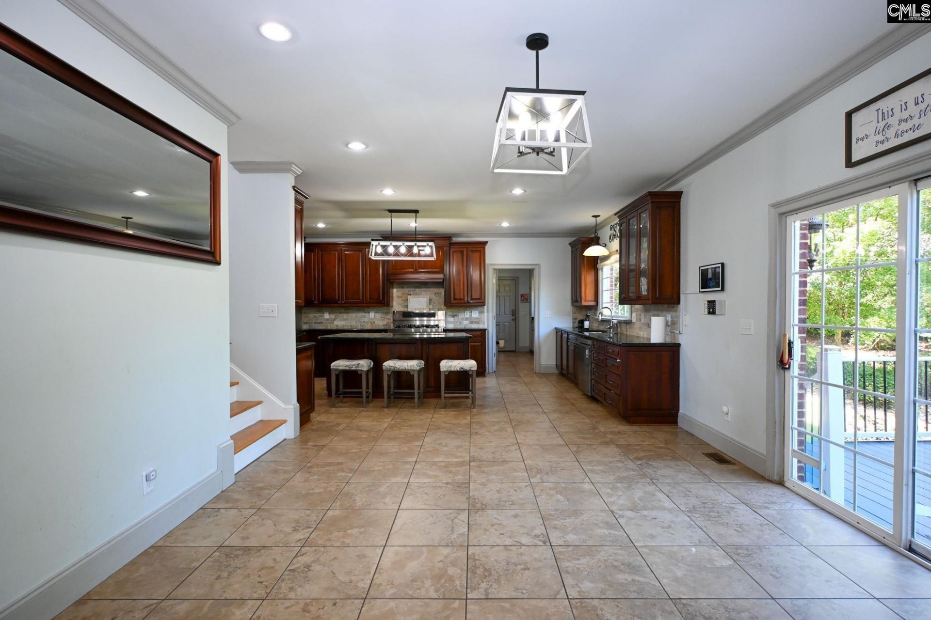 220 Ascot Glen Road  Photo 15
