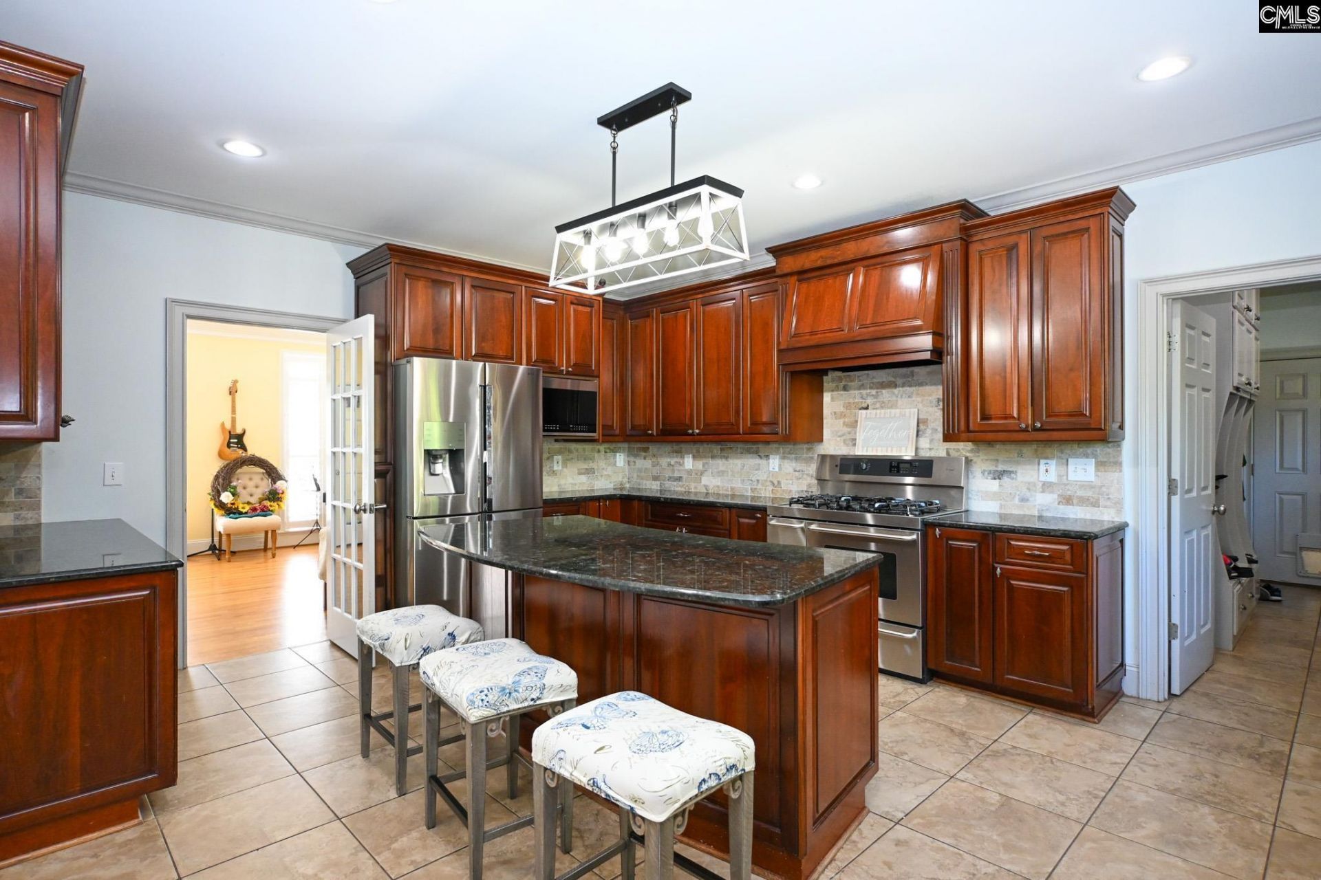 220 Ascot Glen Road  Photo 19