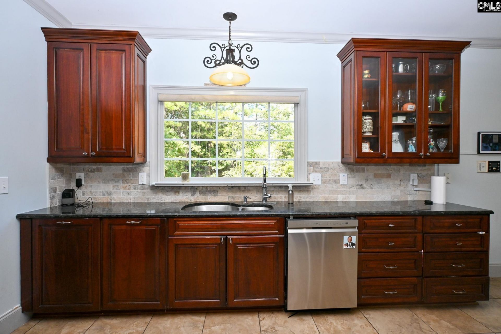 220 Ascot Glen Road  Photo 21