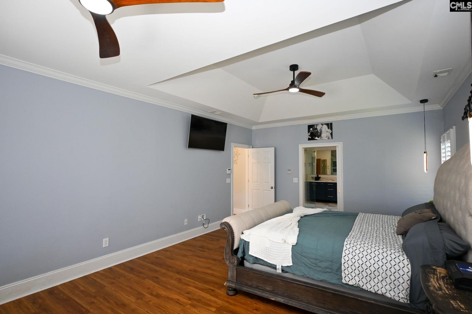 220 Ascot Glen Road  Photo 32