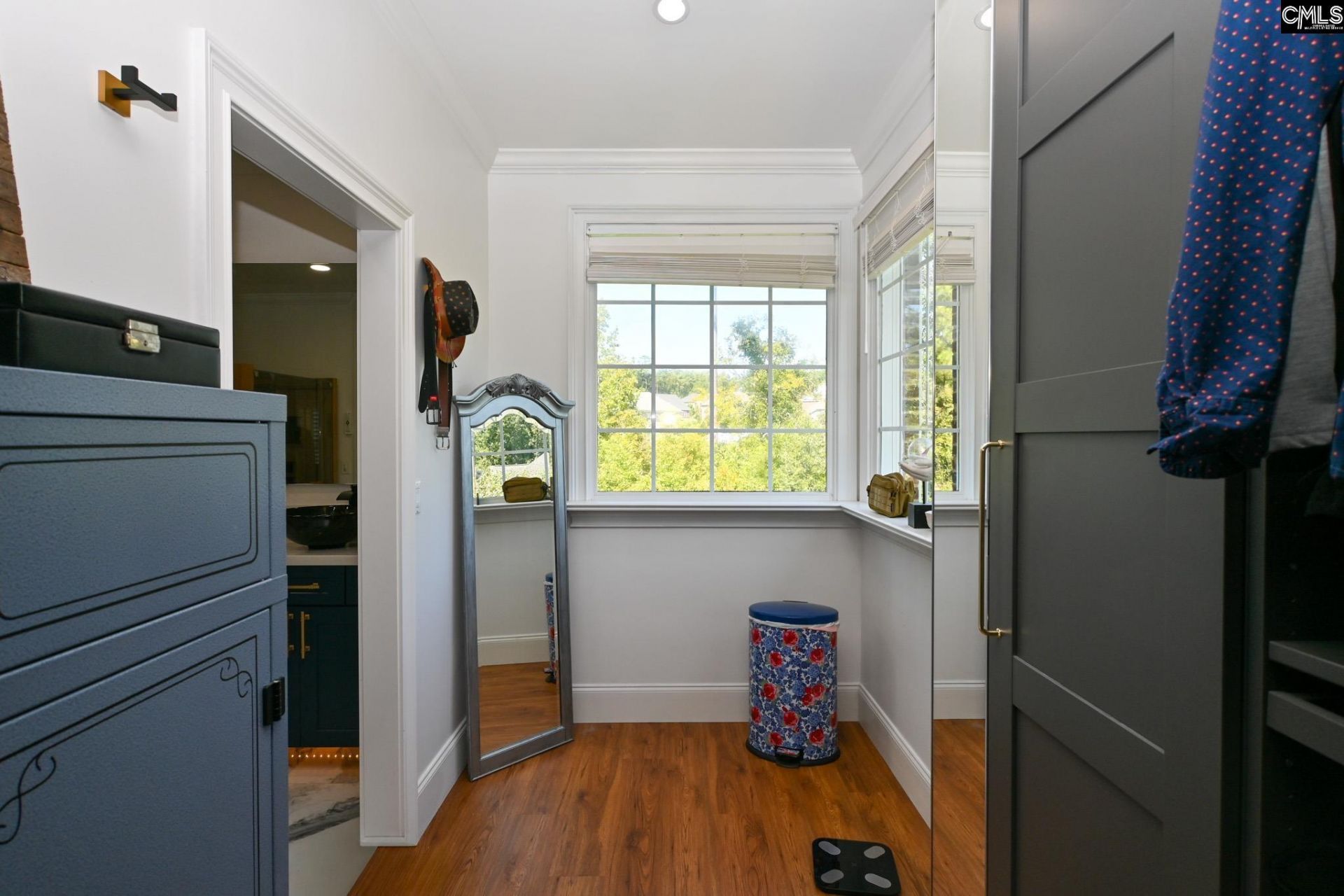 220 Ascot Glen Road  Photo 40