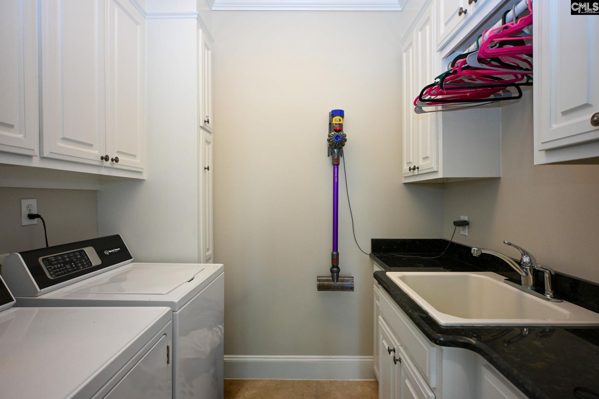 220 Ascot Glen Road  Photo 57