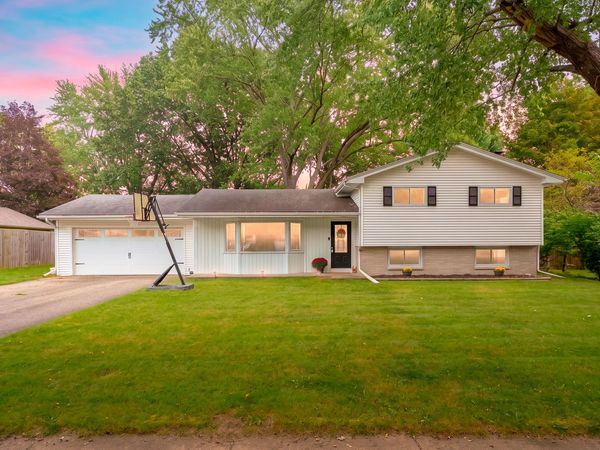 8237 Lovers Lane, Portage, MI 49002
