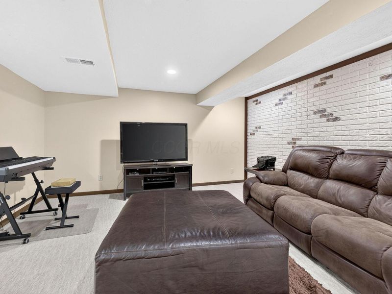 18310 Raymond Road , Marysville, OH 43040 Photo 52