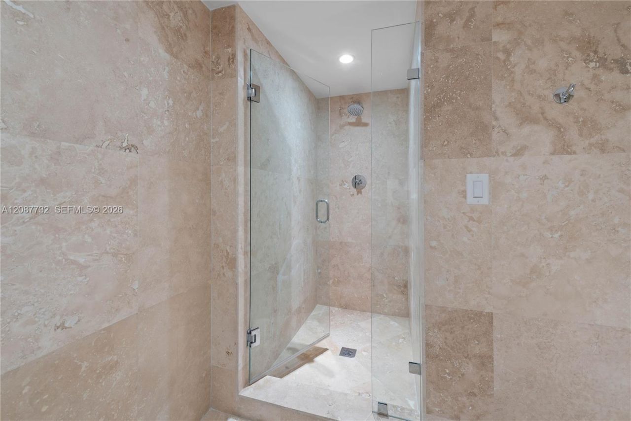 102 24th St, Unit 1531, Miami Beach, FL 33139 Photo