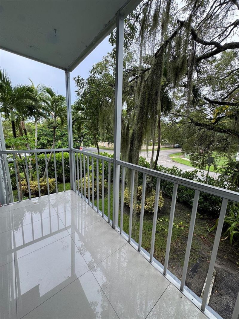 12290 NE 11th Ct, Unit 101, North Miami, FL 33161 Photo