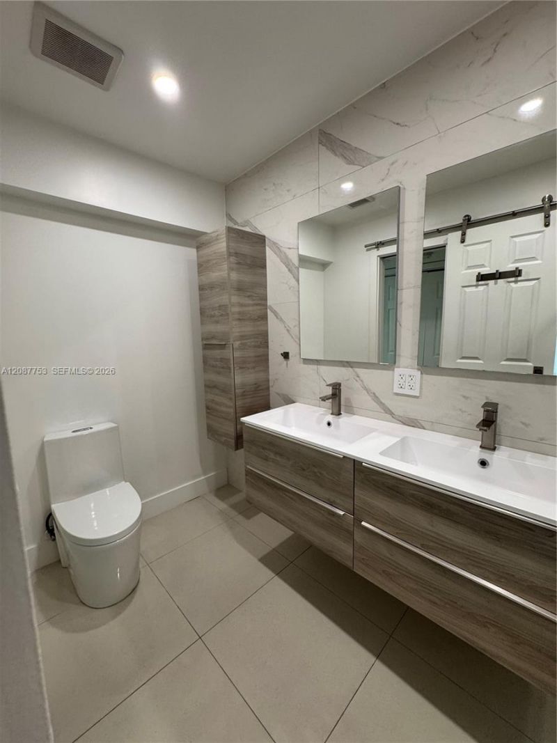 12290 NE 11th Ct, Unit 101, North Miami, FL 33161 Photo