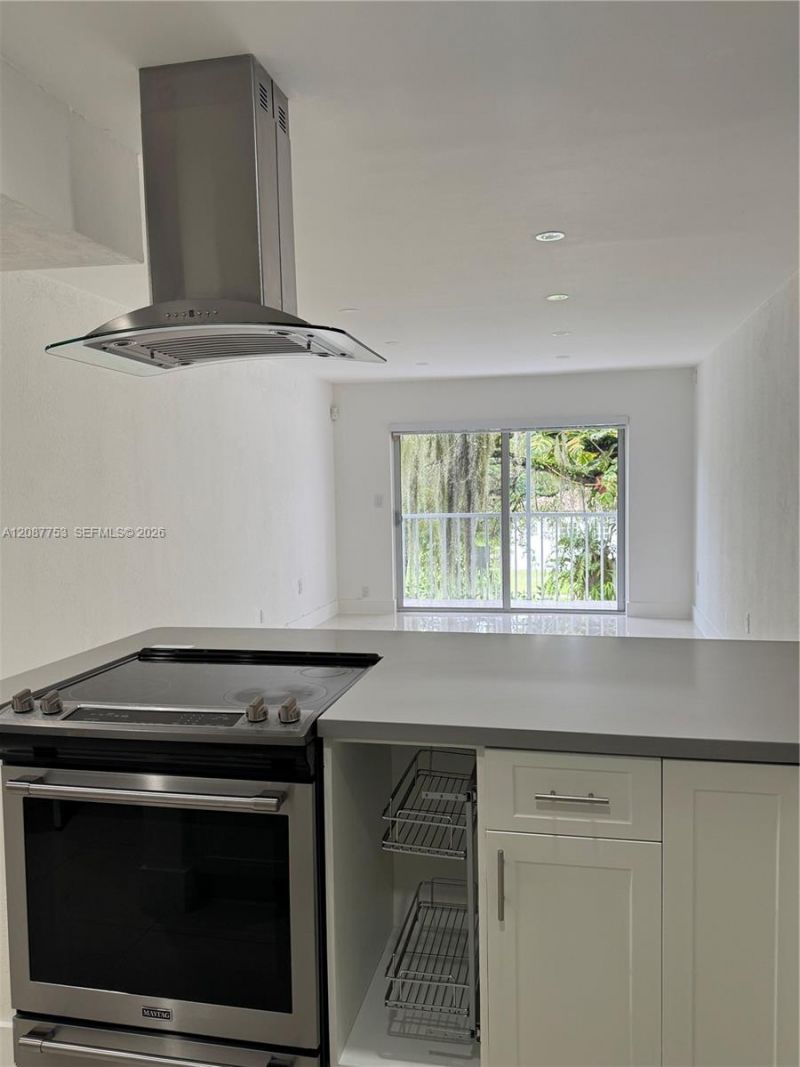 12290 NE 11th Ct, Unit 101, North Miami, FL 33161 Photo