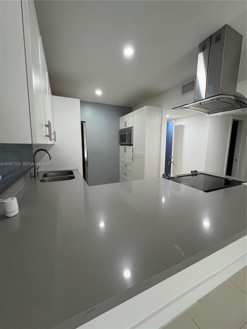 12290 NE 11th Ct, Unit 101, North Miami, FL 33161 Photo