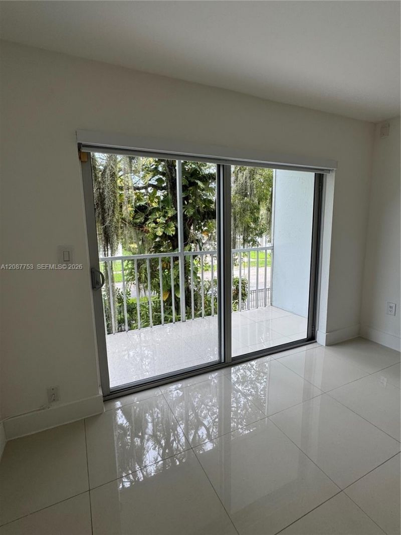 12290 NE 11th Ct, Unit 101, North Miami, FL 33161 Photo