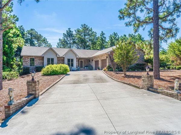 19 Highland Drive, Whispering Pines, NC 28327