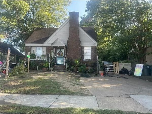 2435 FORREST AVE, Memphis, TN 38112