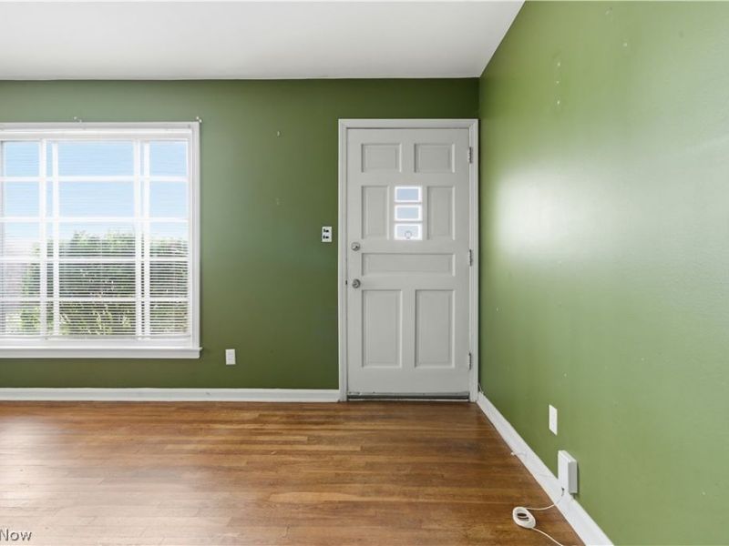 13216 Crossburn Avenue, Cleveland, OH 44135 Photo 3