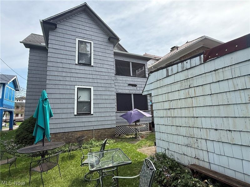 1574 Glenmont Road, East Cleveland, OH 44118 Photo 4