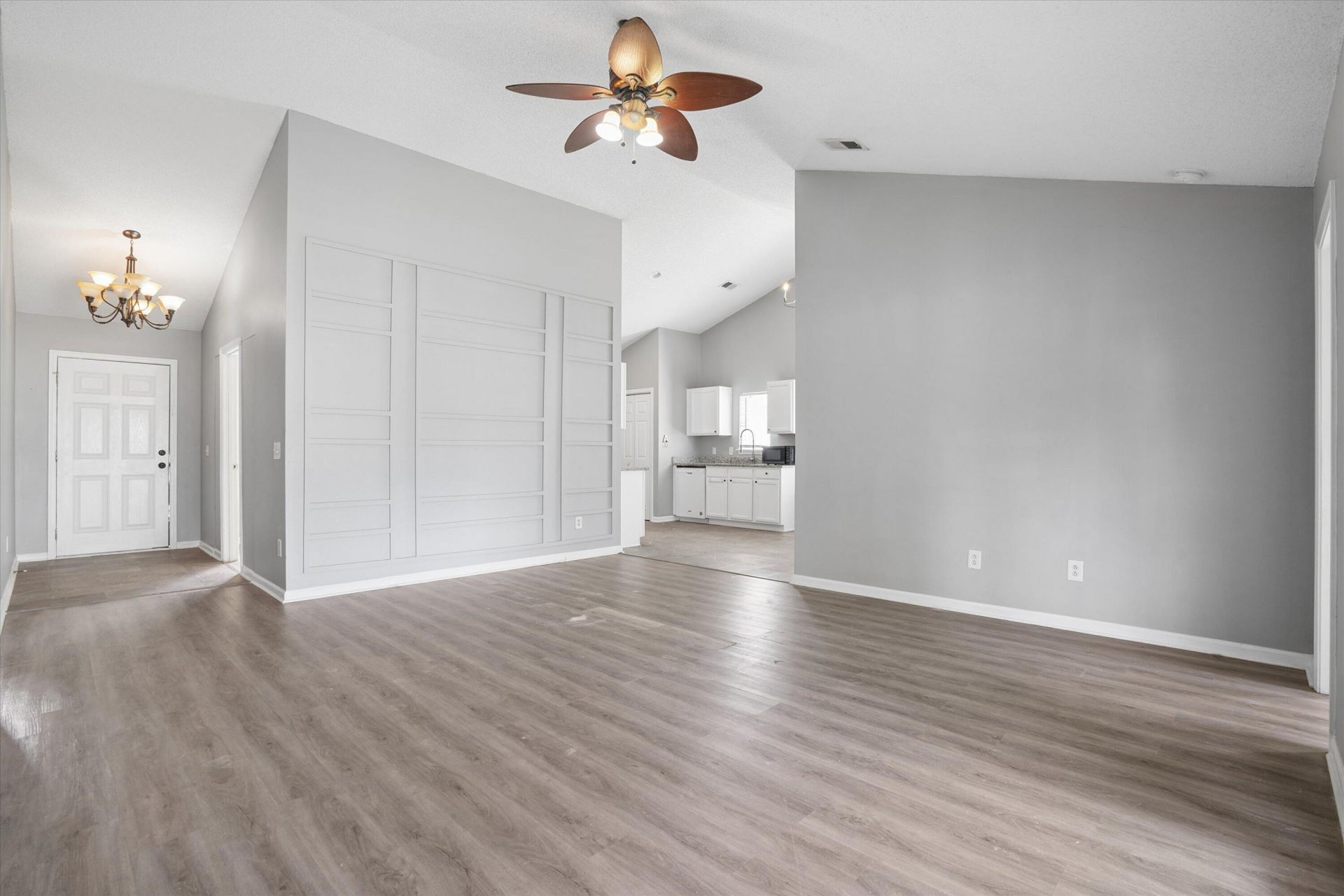 109 Dovetail Circle Photo 14