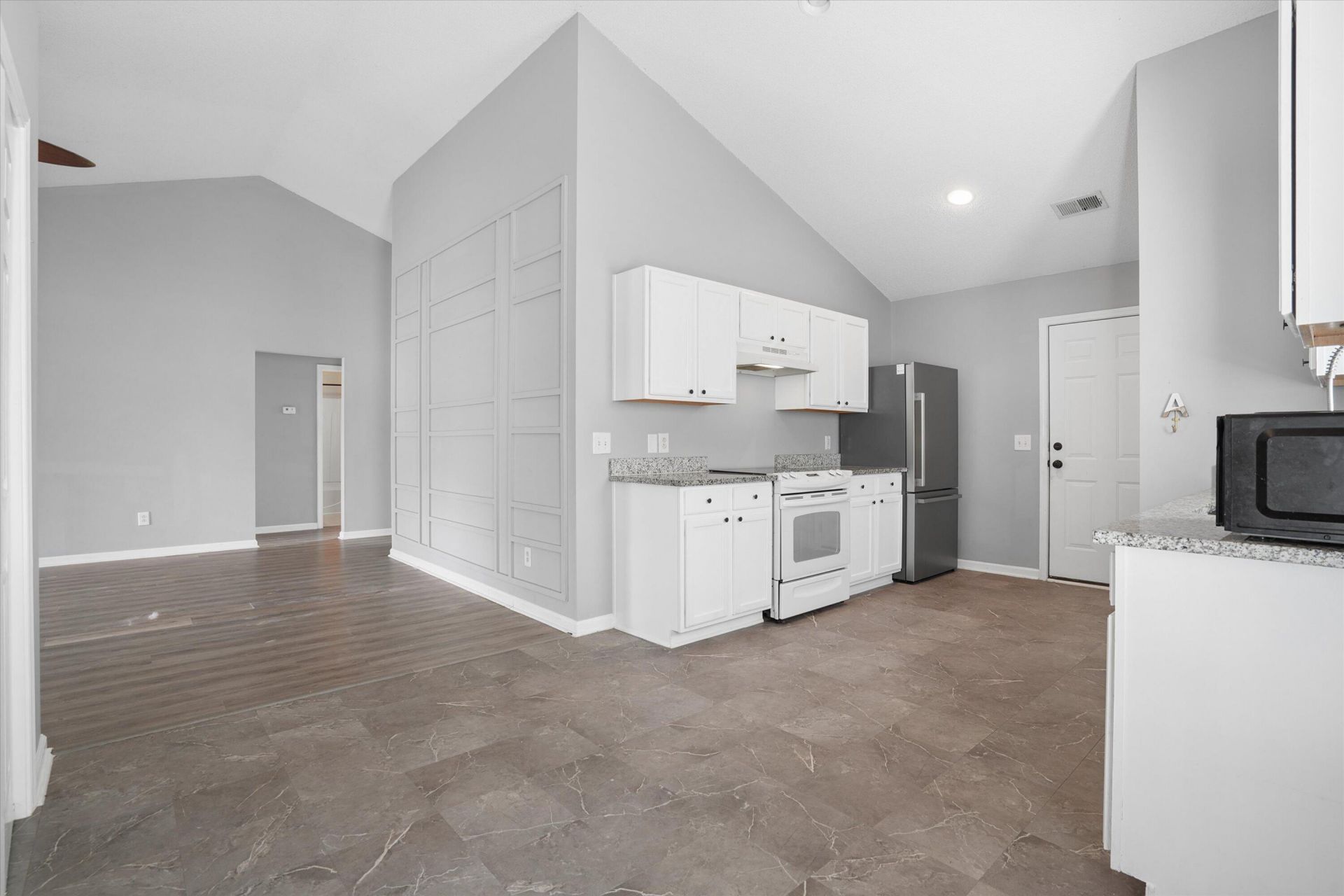 109 Dovetail Circle Photo 16