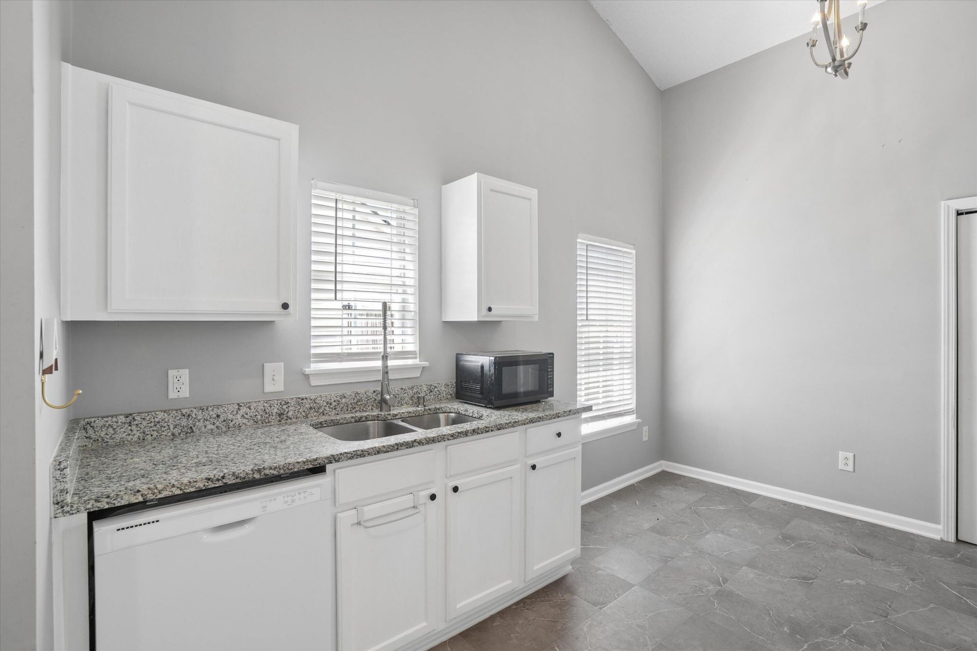 109 Dovetail Circle Photo 20