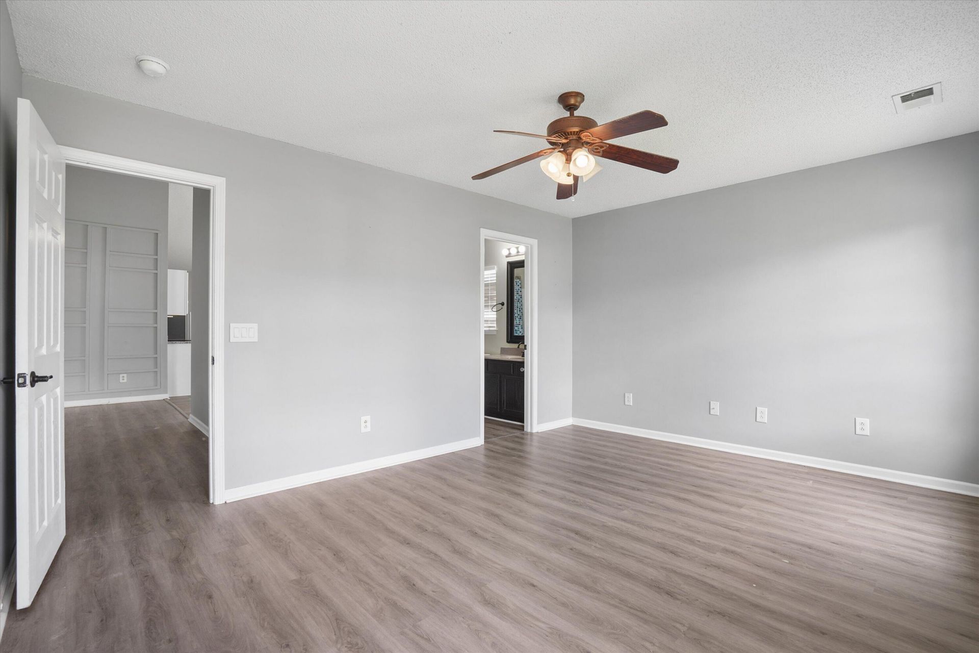 109 Dovetail Circle Photo 23
