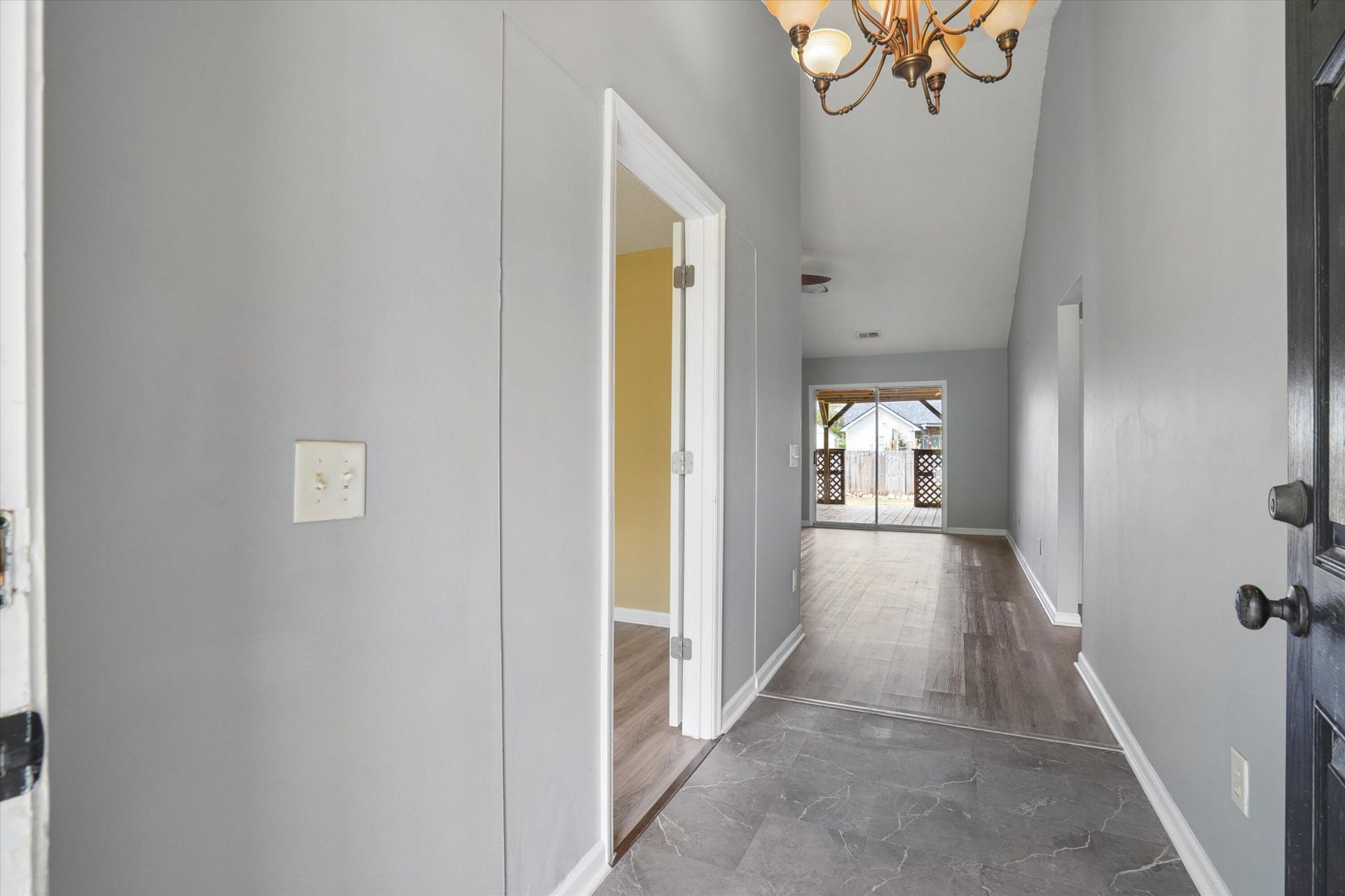 109 Dovetail Circle Photo 5