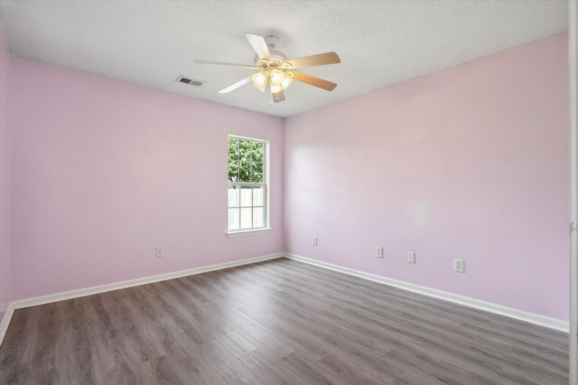109 Dovetail Circle Photo 8
