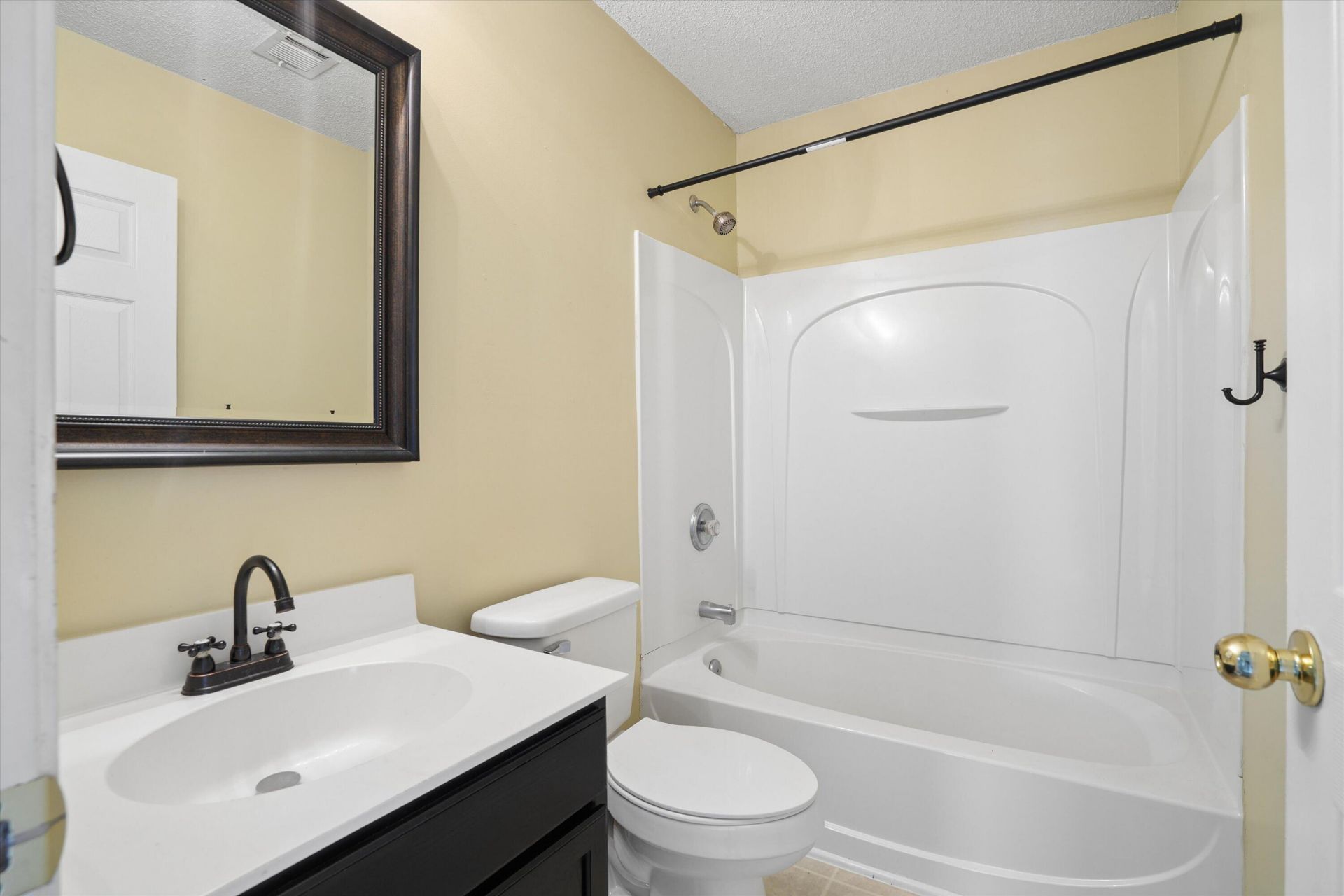 109 Dovetail Circle Photo 9