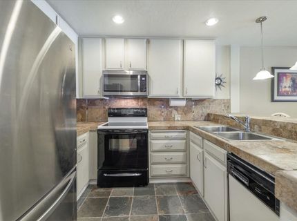 2090 Chalet Road, Unit 18 BUILDIN, Alpine Meadows, CA 96146 Photo